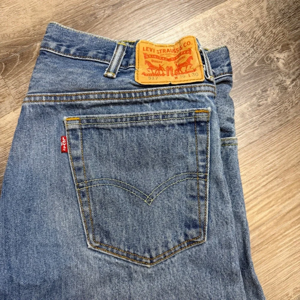Levis 517 Bootcut Mens Jeans 36x30 Medium Wash Blue Denim Cotton Pants